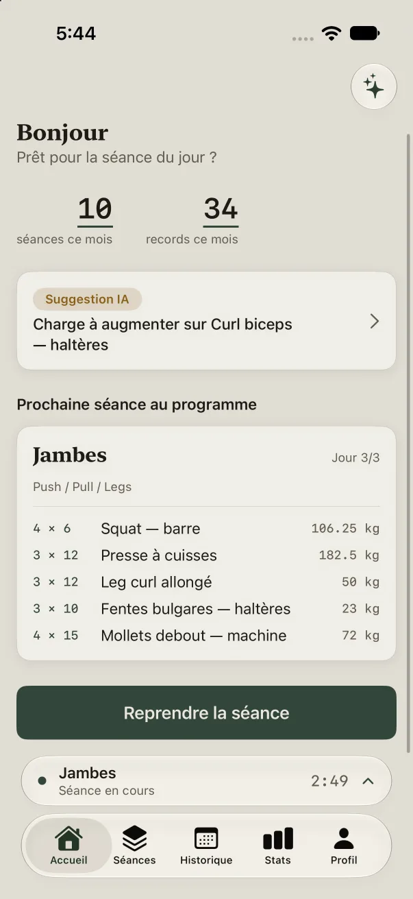 Palestra home screen: next program session and a load suggestion